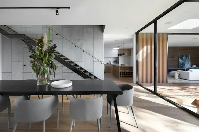Contoh · Rumah sewa untuk tinggal dan bekerja